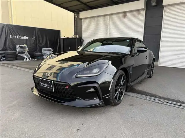 2024 Toyota GR86 RZ Black Coupe for sale, Japanese used car export - photo 1 of 20 | GULJI TRADERS