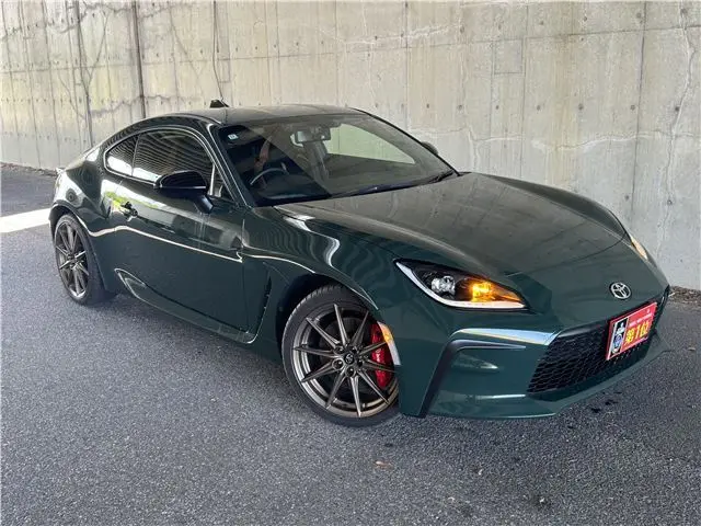 2024 Toyota GR86 RZ Ridge Green Limited 6MT (Limited to 200 units) - photo 1 2024 Toyota GR86 RZ Ridge Green Limited 6MT (Limited to 200 units) Green Coupe for sale, Japanese used car export - photo 1 of 37 | GULJI TRADERS