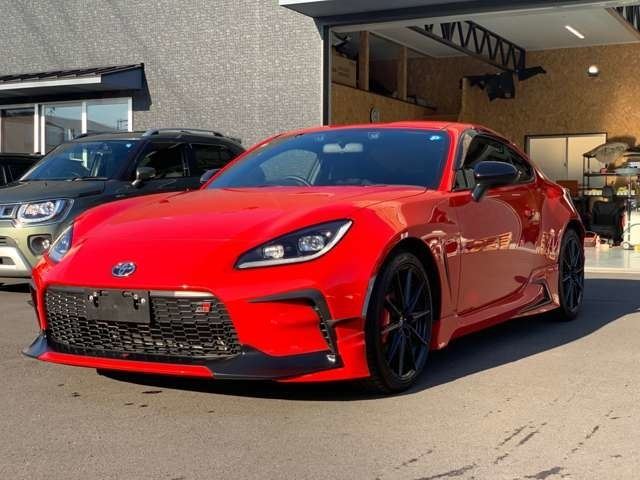 2024 Toyota GR86 2.4 RZ Sedan for sale, Japanese used car export - photo 1 of 50 | GULJI TRADERS