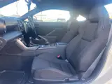 2024 Toyota GR86 SZ White Coupe for sale, Japanese used car export - photo 17 of 24 | GULJI TRADERS