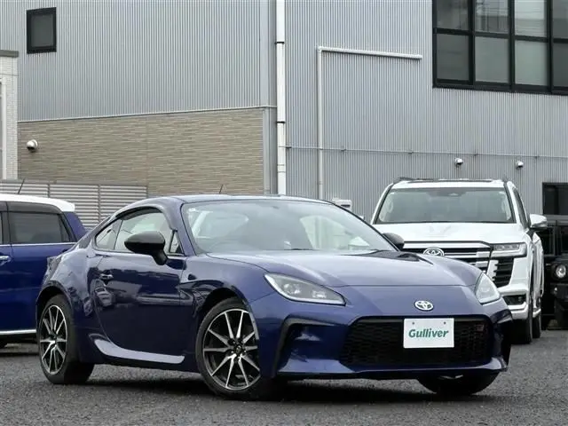 2024 Toyota GR86 SZ Blue Coupe for sale, Japanese used car export - photo 1 of 24 | GULJI TRADERS