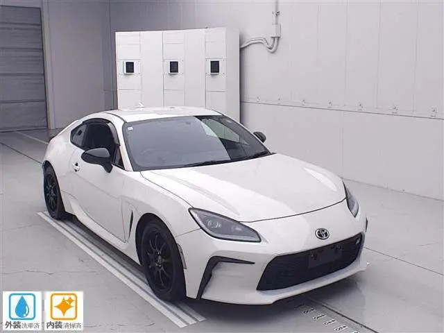 2024 Toyota GR86 RZ Pearl Coupe for sale, Japanese used car export - photo 1 of 11 | GULJI TRADERS