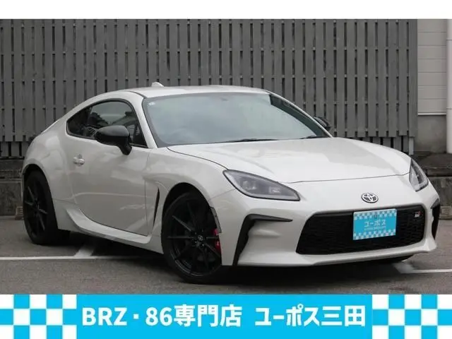 2024 Toyota GR86 2.4 RZ ★ Brembo Brake Caliper - photo 1 2024 Toyota GR86 2.4 RZ ★ Brembo Brake Caliper White Coupe for sale, Japanese used car export - photo 1 of 9 | GULJI TRADERS