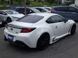 2024 Toyota GR86 ２．４ ＲＺ White Coupe for sale, Japanese used car export - photo 2 of 8 | GULJI TRADERS