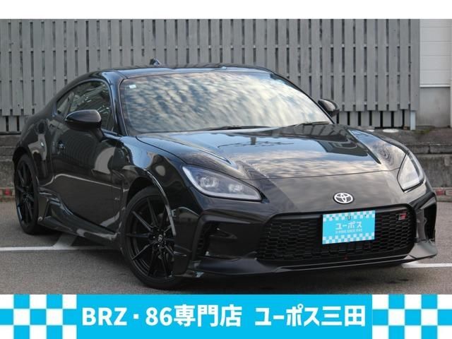 2024 Toyota GR86 2.4 - photo 1 2024 Toyota GR86 2.4 Sedan for sale, Japanese used car export - photo 1 of 9 | GULJI TRADERS