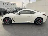 2025 Toyota GR86 SZ Pearl Coupe for sale, Japanese used car export - photo 23 of 30 | GULJI TRADERS