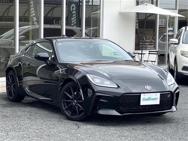 2025 Toyota GR86 RZ Sedan for sale, Japanese used car export - photo 1 of 23 | GULJI TRADERS