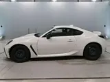 2025 Toyota GR86 RC Pearl Coupe for sale, Japanese used car export - photo 4 of 12 | GULJI TRADERS