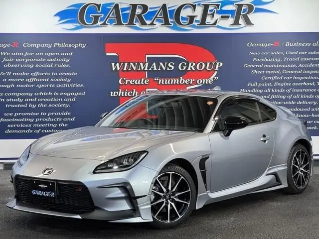 2025 Toyota GR86 2.4 SZ Silver Coupe for sale, Japanese used car export | GULJI TRADERS