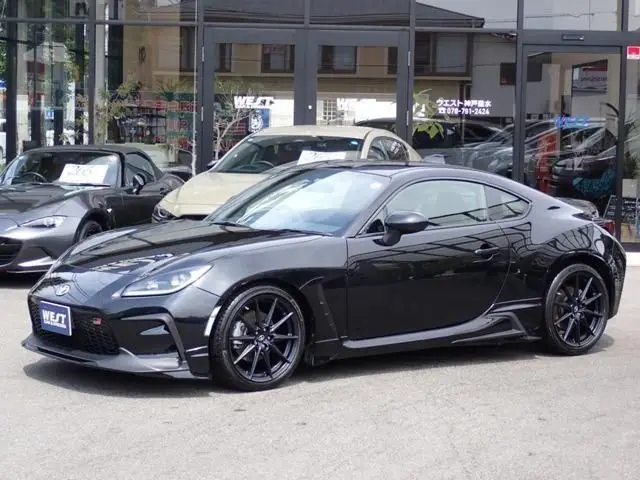 2025 Toyota GR86 2.4 SZ Black Coupe for sale, Japanese used car export | GULJI TRADERS