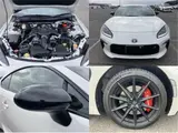 2026 Toyota GR86 RZ ★ User trade-in ★ 6-speed manual transmission ★ EyeSight Core Technology Pearl Coupe for sale, Japanese used car export - photo 8 of 11 | GULJI TRADERS