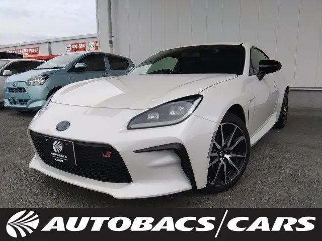 2026 Toyota GR86 2400 SZ 2-door 6-speed automatic transmission 2WD 4-seater Pearl Coupe for sale, Japanese used car export - photo 1 of 20 | GULJI TRADERS