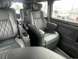 2020 Toyota Granace 2.8 Premium Diesel Turbo Pearl Van for sale, Japanese used car export - photo 7 of 12 | GULJI TRADERS