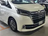 2020 Toyota Granace G☆6-seater specification☆Power sliding doors on both sides☆Rear seat FD monitor Pearl Van for sale, Japanese used car export - photo 4 of 21 | GULJI TRADERS