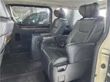 2020 Toyota Granace G☆6-seater specification☆Power sliding doors on both sides☆Rear seat FD monitor Pearl Van for sale, Japanese used car export - photo 19 of 21 | GULJI TRADERS