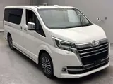 2021 Toyota Granace premium Pearl Van for sale, Japanese used car export - photo 3 of 16 | GULJI TRADERS