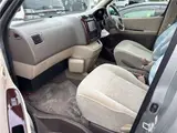 1999 Toyota Grand Hiace GX Edition 4WD Silver Van for sale, Japanese used car export - photo 9 of 16 | GULJI TRADERS