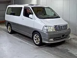 1999 Toyota Grand Hiace G X Edition 4WD Pearl Van for sale, Japanese used car export - photo 1 of 3 | GULJI TRADERS