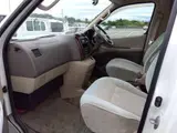 1999 Toyota Grand Hiace G X Edition 4WD Pearl Van for sale, Japanese used car export - photo 3 of 6 | GULJI TRADERS