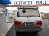 2000 Toyota Grand Hiace 3.0 Limited Diesel Turbo 4WD White Van for sale, Japanese used car export - photo 2 of 19 | GULJI TRADERS