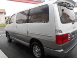 2000 Toyota Grand Hiace 3.0 Limited Diesel Turbo 4WD White Van for sale, Japanese used car export - photo 18 of 19 | GULJI TRADERS