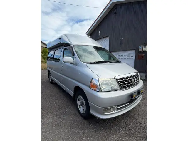 2002 Toyota Grand Hiace campervan Silver Van for sale, Japanese used car export | GULJI TRADERS