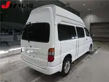 2002 Toyota Grand Hiace 4WD camper van White Van for sale, Japanese used car export - photo 2 of 9 | GULJI TRADERS