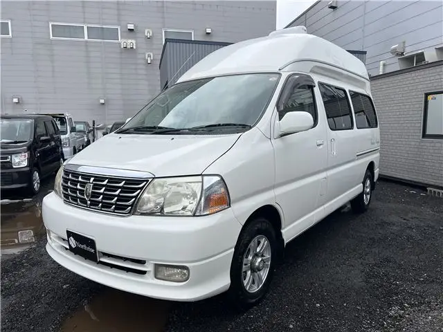 2004 Toyota Grand Hiace Camping 4WD White Van for sale, Japanese used car export | GULJI TRADERS