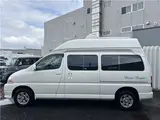 2004 Toyota Grand Hiace Camping 4WD White Van for sale, Japanese used car export - photo 2 of 50 | GULJI TRADERS