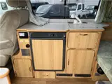 2004 Toyota Grand Hiace Camping 4WD White Van for sale, Japanese used car export - photo 30 of 50 | GULJI TRADERS