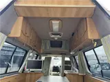 2004 Toyota Grand Hiace Camping 4WD White Van for sale, Japanese used car export - photo 34 of 50 | GULJI TRADERS