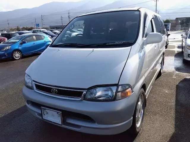 1996 Toyota Granvia G Diesel TB Pearl Van for sale, Japanese used car export - photo 1 of 6 | GULJI TRADERS