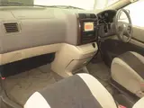 1999 Toyota Granvia G Cruising Selection Silver Van for sale, Japanese used car export - photo 4 of 11 | GULJI TRADERS