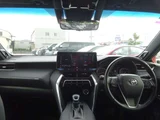 2022 Toyota Harrier 2.0 Z SUV for sale, Japanese used car export - photo 18 of 46 | GULJI TRADERS