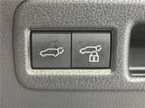 2022 Toyota Harrier G SUV for sale, Japanese used car export - photo 23 of 30 | GULJI TRADERS