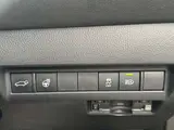 2023 Toyota Harrier 2.0 Z Leather Package White SUV for sale, Japanese used car export - photo 24 of 41 | GULJI TRADERS