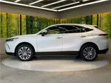 2023 Toyota Harrier Z Leather Package Pearl SUV for sale, Japanese used car export - photo 14 of 30 | GULJI TRADERS