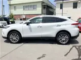 2023 Toyota Harrier Z Leather Package Non-Smoking/4WD White SUV for sale, Japanese used car export - photo 11 of 56 | GULJI TRADERS