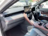 2023 Toyota Harrier Z Leather Package Non-Smoking/4WD White SUV for sale, Japanese used car export - photo 25 of 56 | GULJI TRADERS