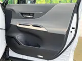 2023 Toyota Harrier G Pearl SUV for sale, Japanese used car export - photo 26 of 30 | GULJI TRADERS