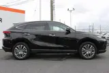 2023 Toyota Harrier 2.0 Z Leather Package 4WD Black SUV for sale, Japanese used car export - photo 9 of 30 | GULJI TRADERS