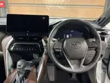 2024 Toyota Harrier Z Leather Package Pearl SUV for sale, Japanese used car export - photo 6 of 8 | GULJI TRADERS