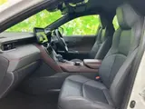 2024 Toyota Harrier Z Leather Package White SUV for sale, Japanese used car export - photo 6 of 9 | GULJI TRADERS