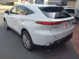 2025 Toyota Harrier 2.0 Z Leather Package White SUV for sale, Japanese used car export - photo 4 of 44 | GULJI TRADERS