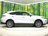 2025 Toyota Harrier Z Pearl SUV for sale, Japanese used car export - photo 7 of 30 | GULJI TRADERS