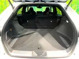 2025 Toyota Harrier Z Leather Package Pearl SUV for sale, Japanese used car export - photo 11 of 30 | GULJI TRADERS