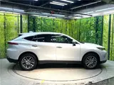 2025 Toyota Harrier Z Leather Package Pearl SUV for sale, Japanese used car export - photo 20 of 30 | GULJI TRADERS