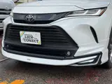 2025 Toyota Harrier 2.0 Z Leather Package White SUV for sale, Japanese used car export - photo 10 of 45 | GULJI TRADERS
