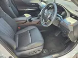 2025 Toyota Harrier G★Genuine DA★Safety Sense★Power Back Door★TV/BT★ Pearl SUV for sale, Japanese used car export - photo 16 of 50 | GULJI TRADERS