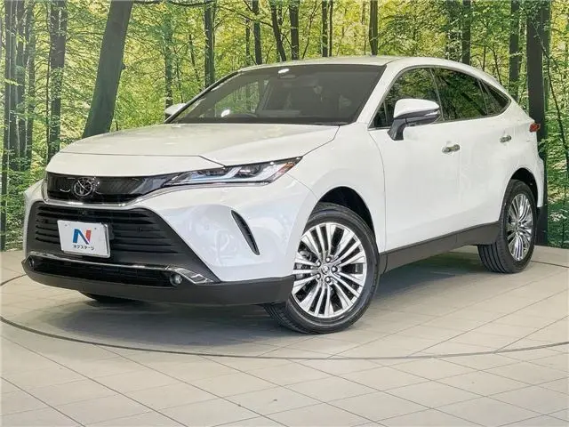 2025 Toyota Harrier Z Pearl SUV for sale, Japanese used car export - photo 1 of 30 | GULJI TRADERS